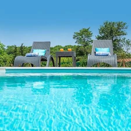 Villa Joanna By Posarellivillas