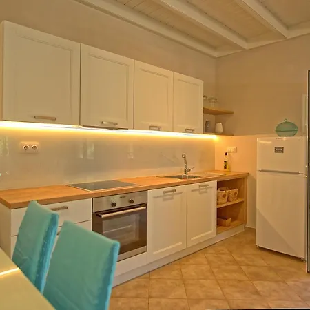 Villa Joanna By Posarellivillas